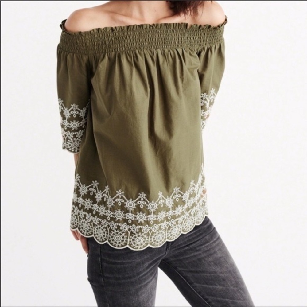 Abercrombie & Fitch Embroidered Off-the-shoulder Top